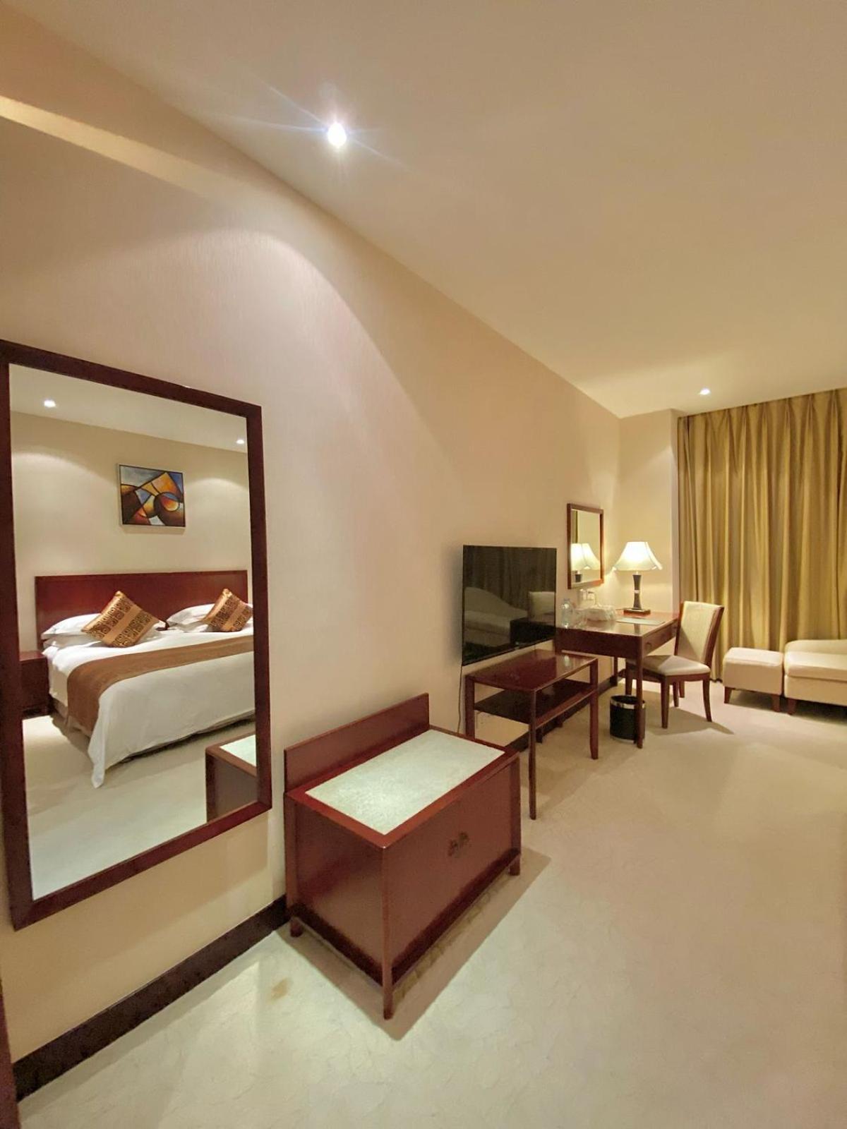 Beijing Palace Soluxe Hotel Astana Exterior photo Deluxe Room