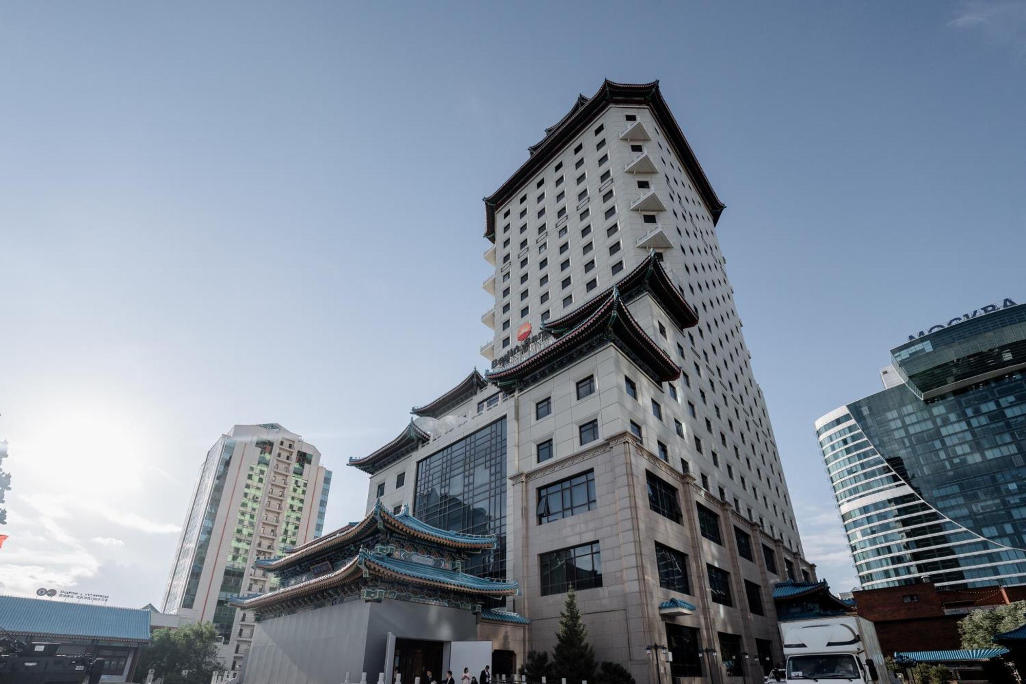 Beijing Palace Soluxe Hotel Astana Exterior photo The hotel in 2019